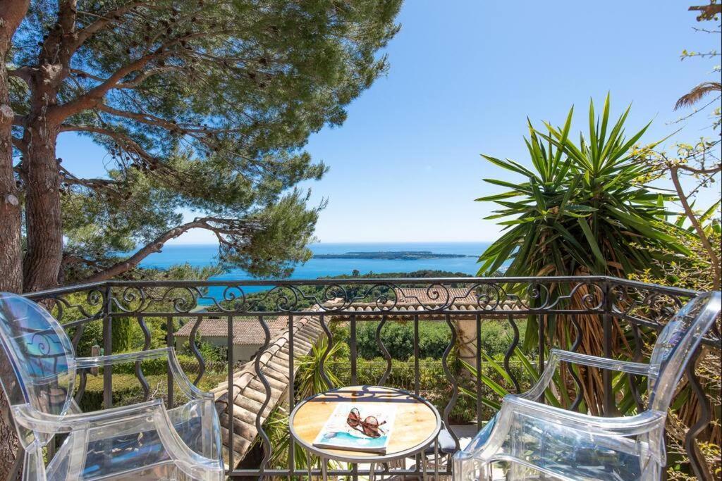 Le Castel Rose Super Cannes, Face Aux Iles De Lerins Vallauris Exteriér fotografie