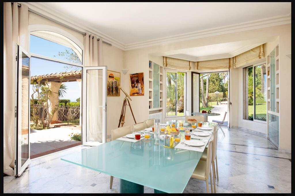 Le Castel Rose Super Cannes, Face Aux Iles De Lerins Vallauris Exteriér fotografie